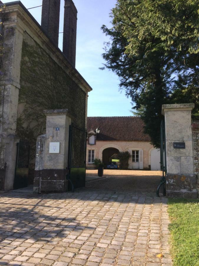 Les Couleurs Du Verger Beaumont-les-Autels ภายนอก รูปภาพ